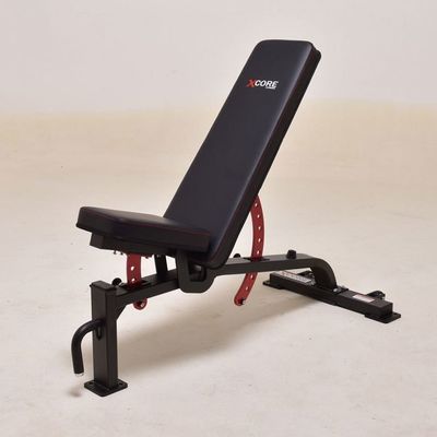 Seduta su panca Grigia leggera inclinata Panche da esercizio attrezzature per il fitness Panca di peso per uomini