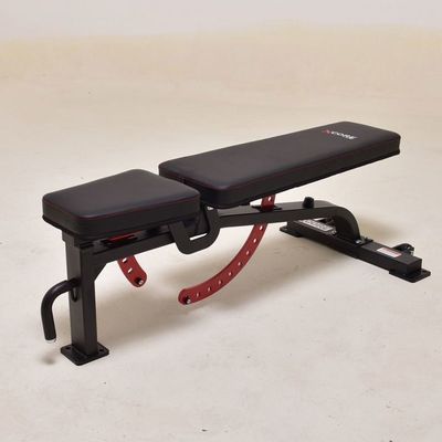 Seduta su panca Grigia leggera inclinata Panche da esercizio attrezzature per il fitness Panca di peso per uomini