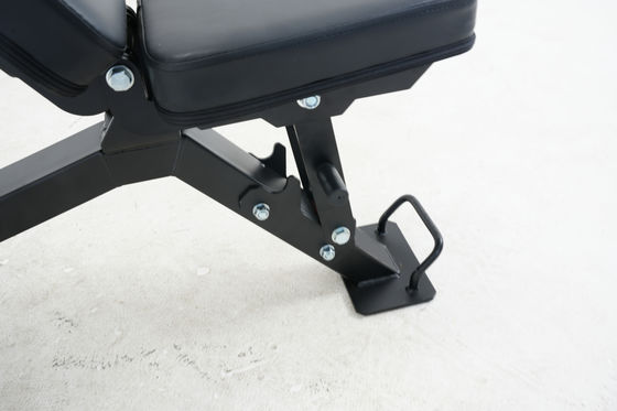 Bench di sollevamento pesi pieghevole per palestra interna